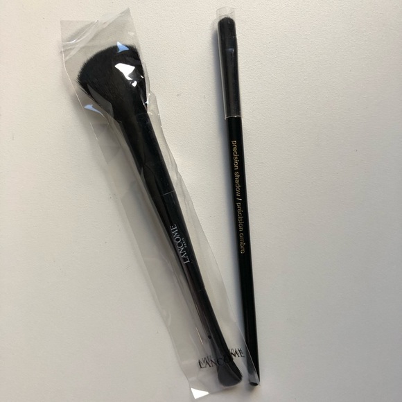 🆕 4 Piece Brush Set ✨HOST PICK✨ - Picture 3 of 8